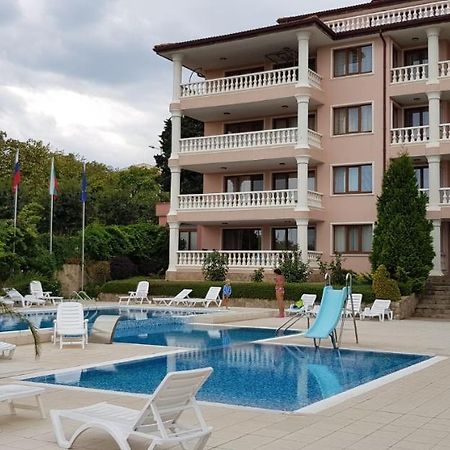 Byala Palace Apartments Εξωτερικό φωτογραφία