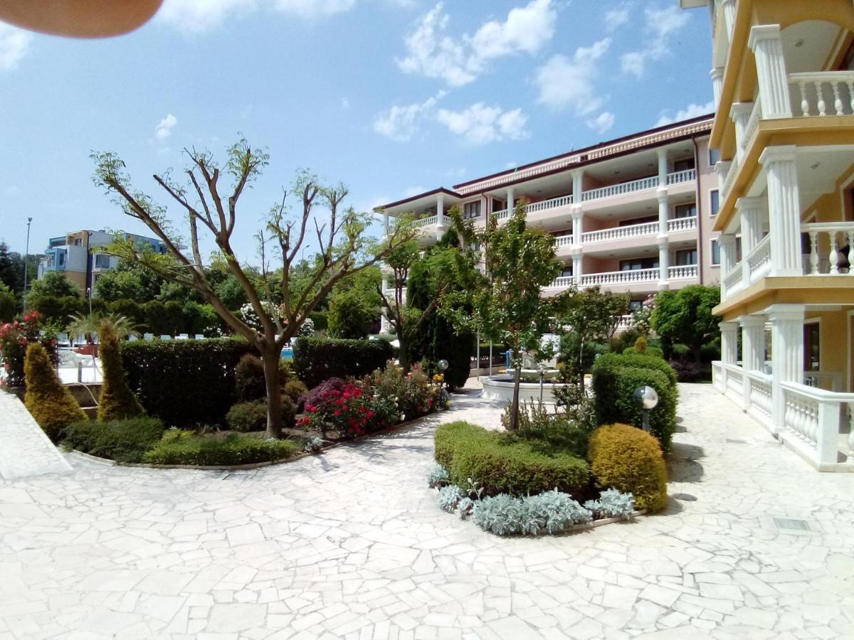 Byala Palace Apartments Εξωτερικό φωτογραφία
